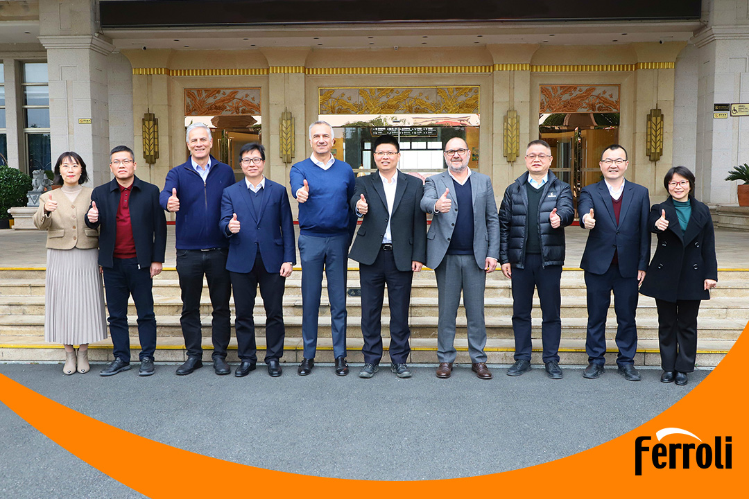 ��ʱ���ּ���CEO�������콻��